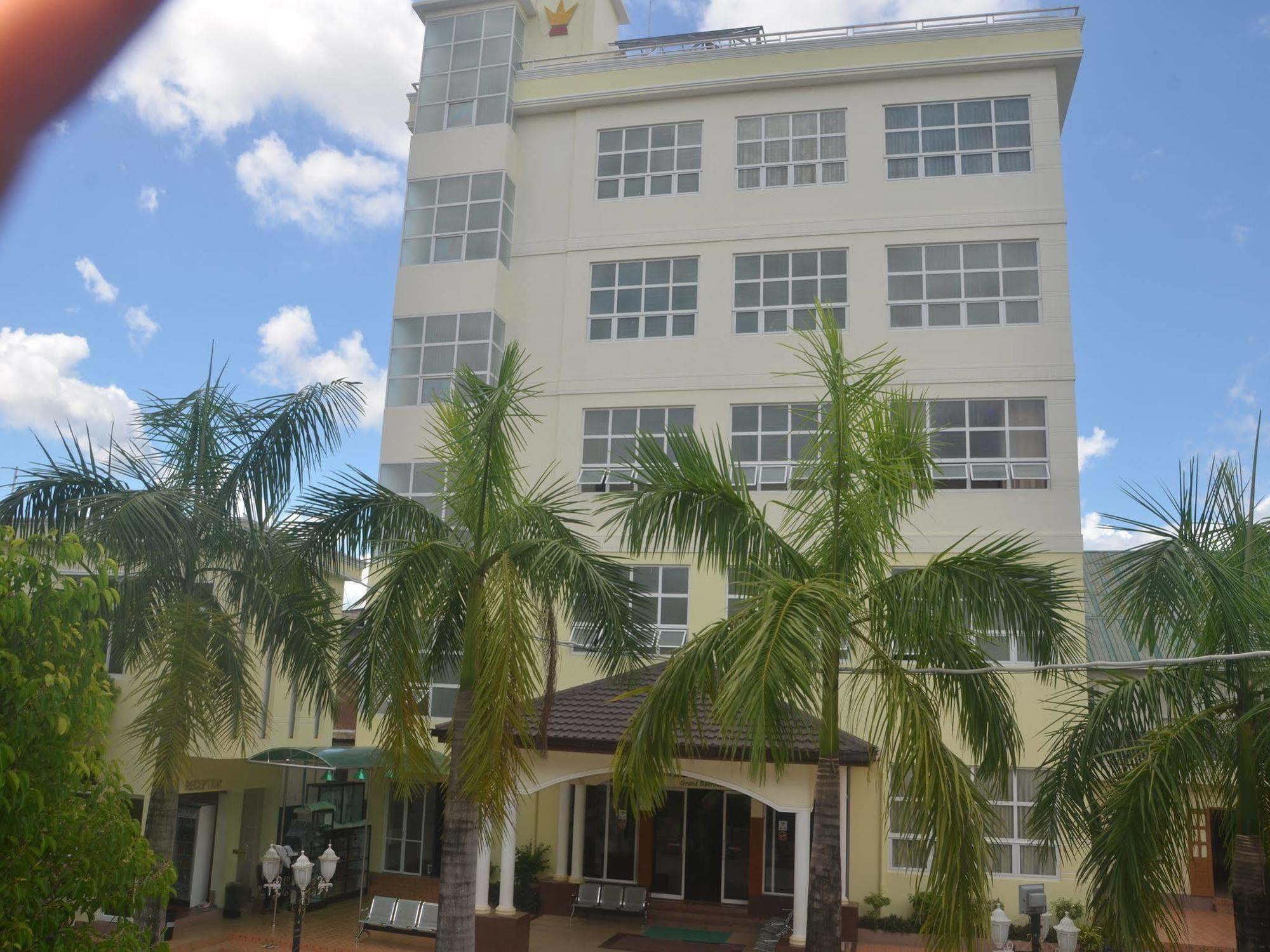 Diamond Crown Hotel Дауей Екстериор снимка